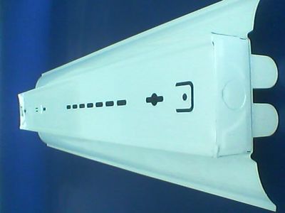 日光灯双管支架与飞机头支架 顺业丰品牌在照明安装中的应用